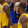 lebron_handshake