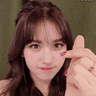 Somi_FingerHeart