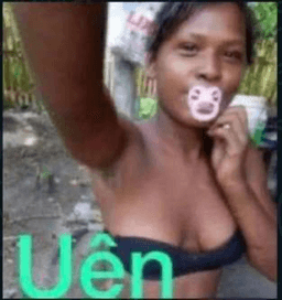 Uên