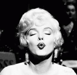 kiss x  (.gg/dysphoria)